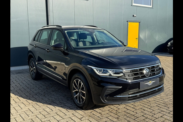 Volkswagen Tiguan 1.4 TSI eHybrid Life * Trekhaak * Matrix Led * Stuurverwarming * El. Klep *