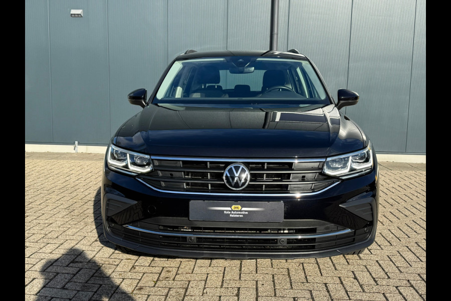 Volkswagen Tiguan 1.4 TSI eHybrid Life * Trekhaak * Matrix Led * Stuurverwarming * El. Klep *