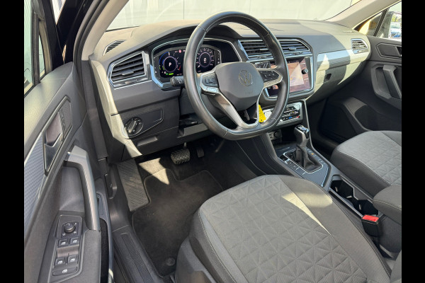 Volkswagen Tiguan 1.4 TSI eHybrid Life * Trekhaak * Matrix Led * Stuurverwarming * El. Klep *