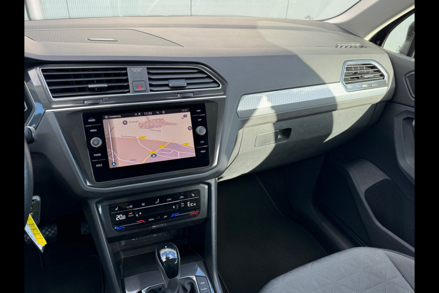 Volkswagen Tiguan 1.4 TSI eHybrid Life * Trekhaak * Matrix Led * Stuurverwarming * El. Klep *
