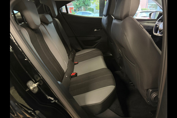 Opel Mokka 1.2 Turbo LED ACC PDC CRUISE CLIMATE NAVIGATIE CARPLAY CAMERA Opel Mokka 1.2 Turbo LED ACC PDC CRUISE CLIMATE NAVIGATIE CARPLAY CAMERA