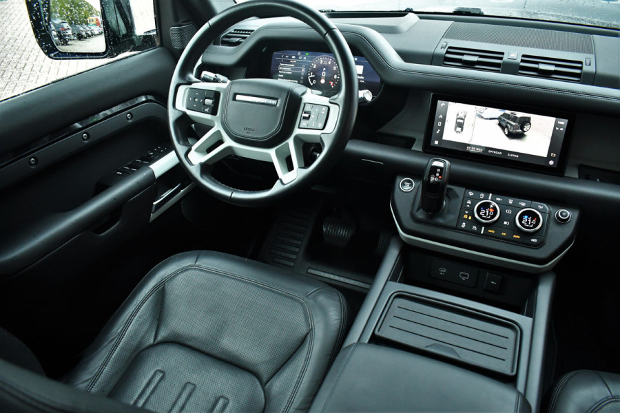 Land Rover Defender 110 3.0 P400 HSE 7-pers Pano Trekh ACC 22inch HUD Standkachel