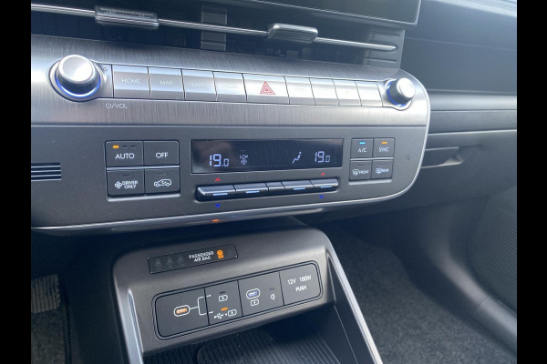 Hyundai KONA ELECTRIC Premium 65.4 kWh Hyundai KONA ELECTRIC Premium 65.4 kWh