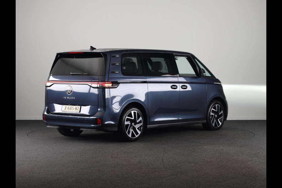 Volkswagen ID. Buzz 1st 77kWh 204 pk | Navigatie | Parkeersensoren (Park assist) | Achteruitrijcamera | Adaptieve cruise control | Matrix LED koplampen | Stoelverwarming | Volkswagen ID. Buzz 1st 77kWh 204 pk | Navigatie | Parkeersensoren (Park assist) | Achteruitrijcamera | Adaptieve cruise control | Matrix LED koplampen | Stoelverwarming |