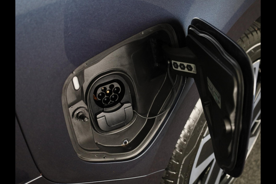 Volkswagen ID. Buzz 1st 77kWh 204 pk | Navigatie | Parkeersensoren (Park assist) | Achteruitrijcamera | Adaptieve cruise control | Matrix LED koplampen | Stoelverwarming | Volkswagen ID. Buzz 1st 77kWh 204 pk | Navigatie | Parkeersensoren (Park assist) | Achteruitrijcamera | Adaptieve cruise control | Matrix LED koplampen | Stoelverwarming |