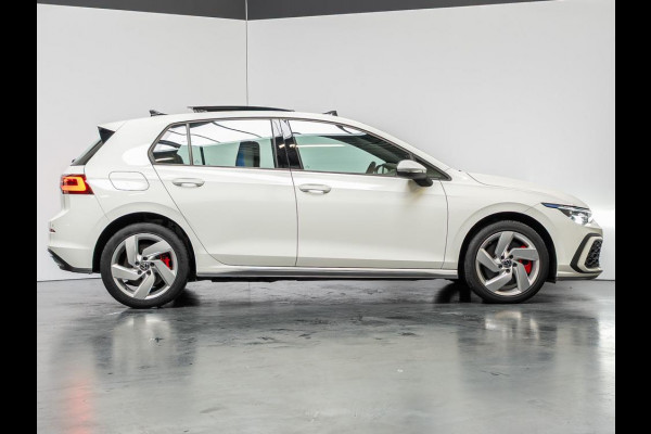 Volkswagen Golf GTE | 245PK | Pano | Matrix-LED Volkswagen Golf GTE | 245PK | Pano | Matrix-LED