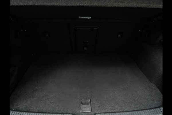 Volkswagen Golf GTE | 245PK | Pano | Matrix-LED Volkswagen Golf GTE | 245PK | Pano | Matrix-LED