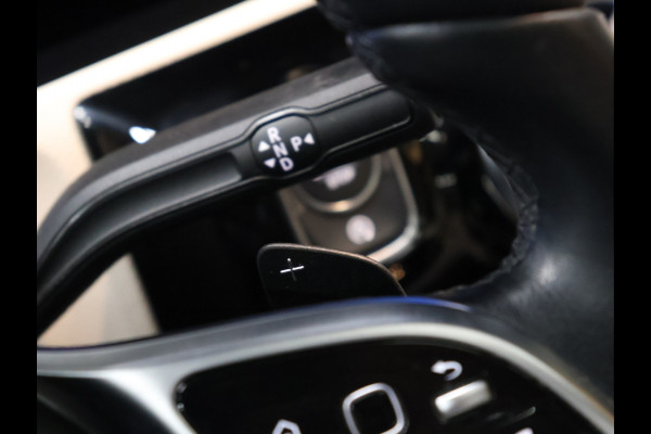 Mercedes-Benz A-Klasse 180 Sport Luxury [TREKHAAK INKLAPBAAR, SCHUIFKANTELDAK, MEMORY SEATS, BURMESTER SOUND, CAMERA, STOELVERWARMING, VOL LEDER, BLUETOOTH, CRUISE, CLIMATE, NIEUWSTAAT]