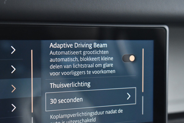 Land Rover Defender 110 3.0 P400 HSE 7-pers Pano Trekh ACC 22inch HUD Standkachel