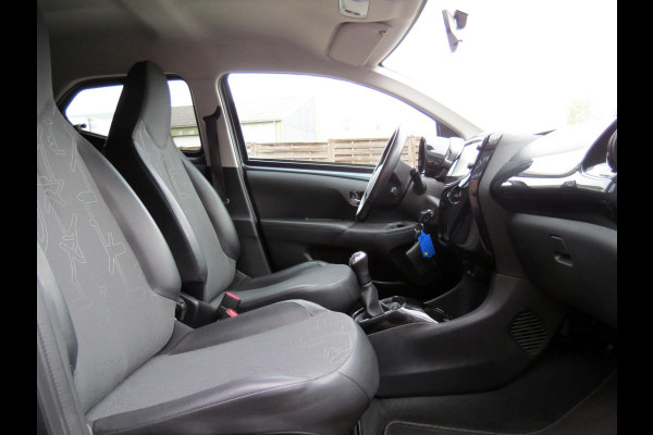 Toyota Aygo 1.0 VVT-i x-joy | HALF LEDER | GROOT SCHERM NAVI | CAMERA | LICHTMETALEN VELGEN | CLIMA-AIRCO | DEALER ONDERHOUDEN | Toyota Aygo 1.0 VVT-i x-joy | HALF LEDER | GROOT SCHERM NAVI | CAMERA | LICHTMETALEN VELGEN | CLIMA-AIRCO | DEALER ONDERHOUDEN |