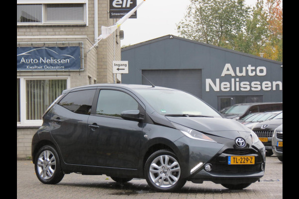 Toyota Aygo 1.0 VVT-i x-joy | HALF LEDER | GROOT SCHERM NAVI | CAMERA | LICHTMETALEN VELGEN | CLIMA-AIRCO | DEALER ONDERHOUDEN | Toyota Aygo 1.0 VVT-i x-joy | HALF LEDER | GROOT SCHERM NAVI | CAMERA | LICHTMETALEN VELGEN | CLIMA-AIRCO | DEALER ONDERHOUDEN |