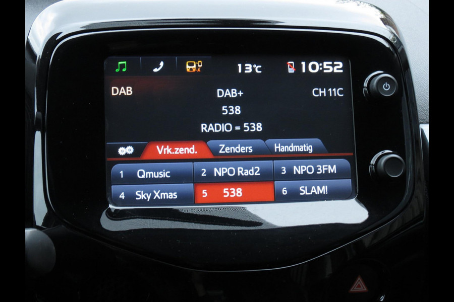 Toyota Aygo 1.0 VVT-i x-joy | HALF LEDER | GROOT SCHERM NAVI | CAMERA | LICHTMETALEN VELGEN | CLIMA-AIRCO | DEALER ONDERHOUDEN | Toyota Aygo 1.0 VVT-i x-joy | HALF LEDER | GROOT SCHERM NAVI | CAMERA | LICHTMETALEN VELGEN | CLIMA-AIRCO | DEALER ONDERHOUDEN |