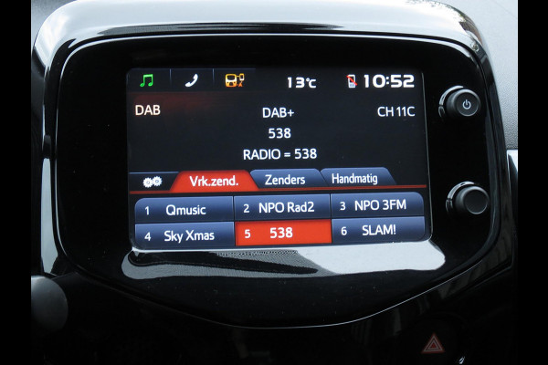 Toyota Aygo 1.0 VVT-i x-joy | HALF LEDER | GROOT SCHERM NAVI | CAMERA | LICHTMETALEN VELGEN | CLIMA-AIRCO | DEALER ONDERHOUDEN | Toyota Aygo 1.0 VVT-i x-joy | HALF LEDER | GROOT SCHERM NAVI | CAMERA | LICHTMETALEN VELGEN | CLIMA-AIRCO | DEALER ONDERHOUDEN |