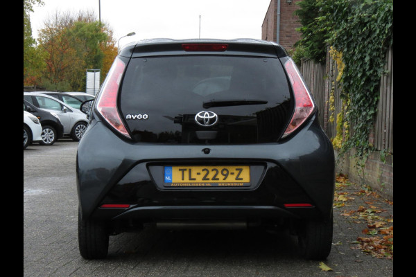 Toyota Aygo 1.0 VVT-i x-joy | HALF LEDER | GROOT SCHERM NAVI | CAMERA | LICHTMETALEN VELGEN | CLIMA-AIRCO | DEALER ONDERHOUDEN | Toyota Aygo 1.0 VVT-i x-joy | HALF LEDER | GROOT SCHERM NAVI | CAMERA | LICHTMETALEN VELGEN | CLIMA-AIRCO | DEALER ONDERHOUDEN |