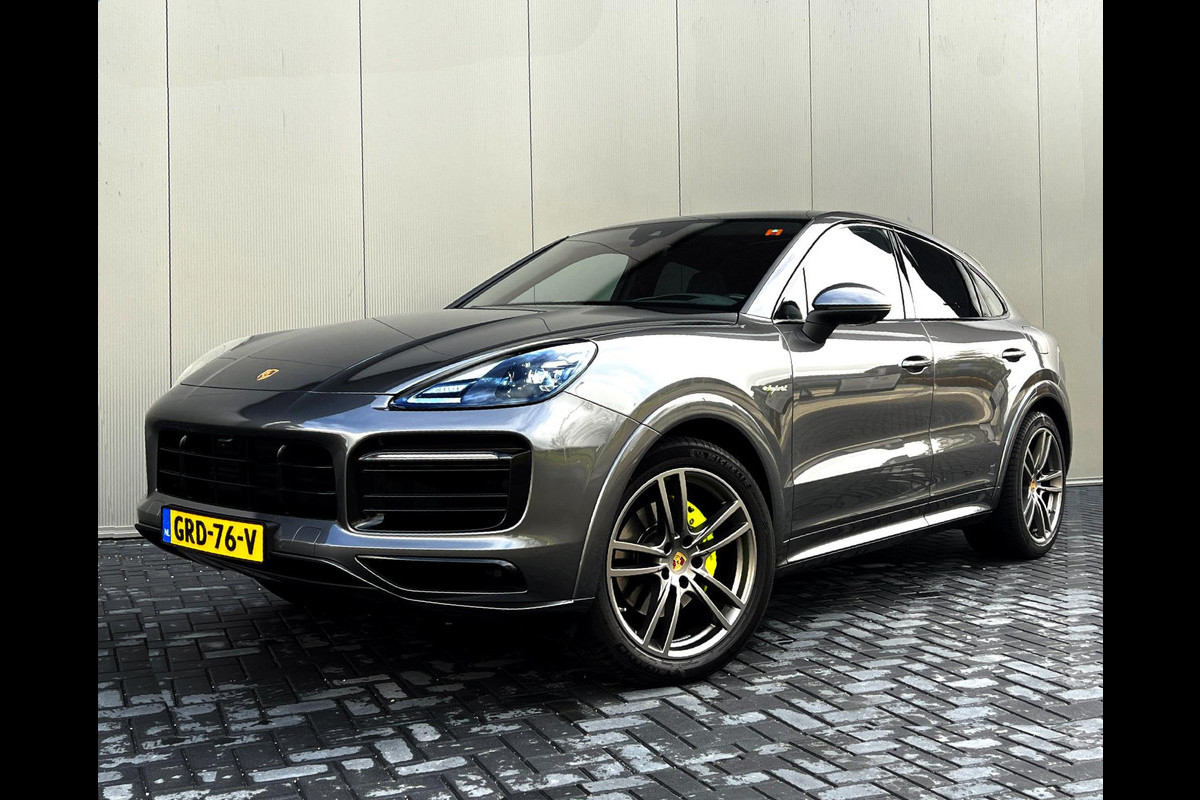 Porsche Cayenne Coupé 3.0 E-Hybrid Sportuitlaat_PDLs+_Headsup_Luchtviering Porsche Cayenne Coupé 3.0 E-Hybrid Sportuitlaat_PDLs+_Headsup_Luchtviering