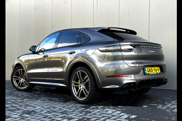 Porsche Cayenne Coupé 3.0 E-Hybrid Sportuitlaat_PDLs+_Headsup_Luchtviering Porsche Cayenne Coupé 3.0 E-Hybrid Sportuitlaat_PDLs+_Headsup_Luchtviering