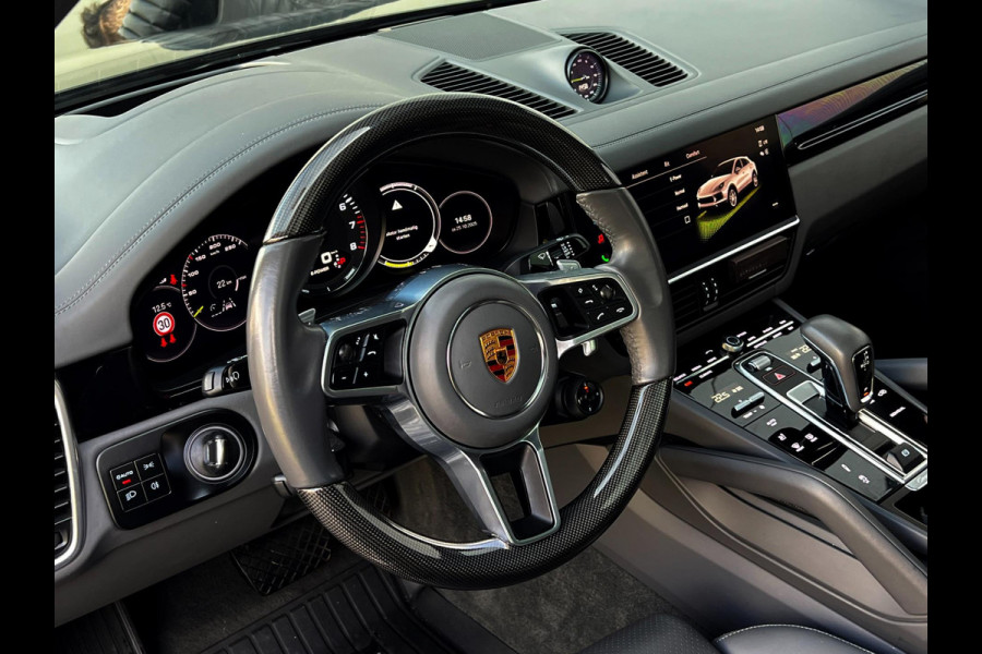 Porsche Cayenne Coupé 3.0 E-Hybrid Sportuitlaat_PDLs+_Headsup_Luchtviering Porsche Cayenne Coupé 3.0 E-Hybrid Sportuitlaat_PDLs+_Headsup_Luchtviering
