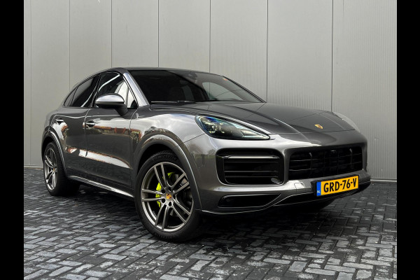 Porsche Cayenne Coupé 3.0 E-Hybrid Sportuitlaat_PDLs+_Headsup_Luchtviering Porsche Cayenne Coupé 3.0 E-Hybrid Sportuitlaat_PDLs+_Headsup_Luchtviering