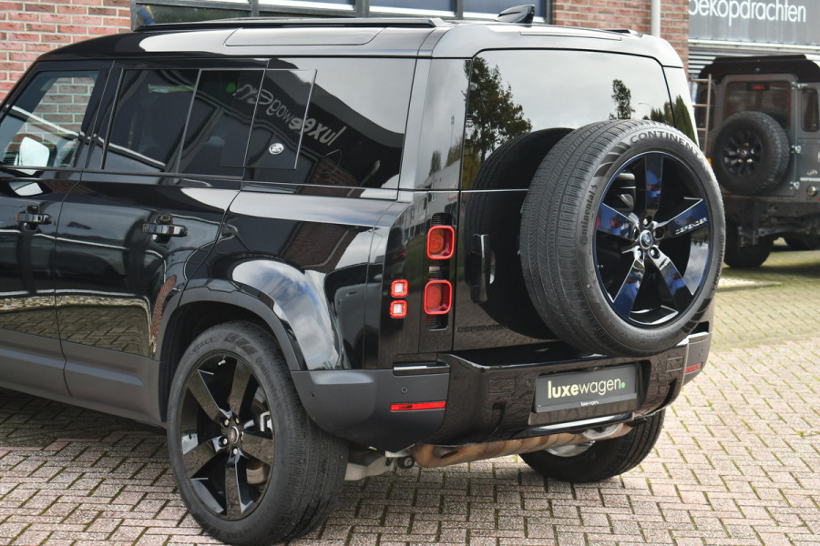 Land Rover Defender 110 3.0 P400 HSE 7-pers Pano Trekh ACC 22inch HUD Standkachel