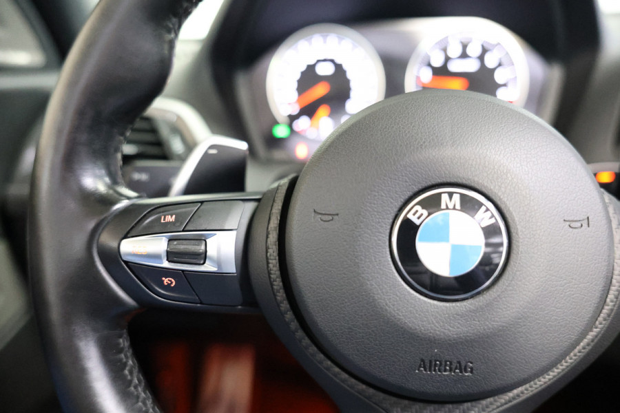 BMW 2 Serie Cabrio M240i H&K NAVI PDC LEDER REMUS '18 BMW 2 Serie Cabrio M240i H&K NAVI PDC LEDER REMUS '18