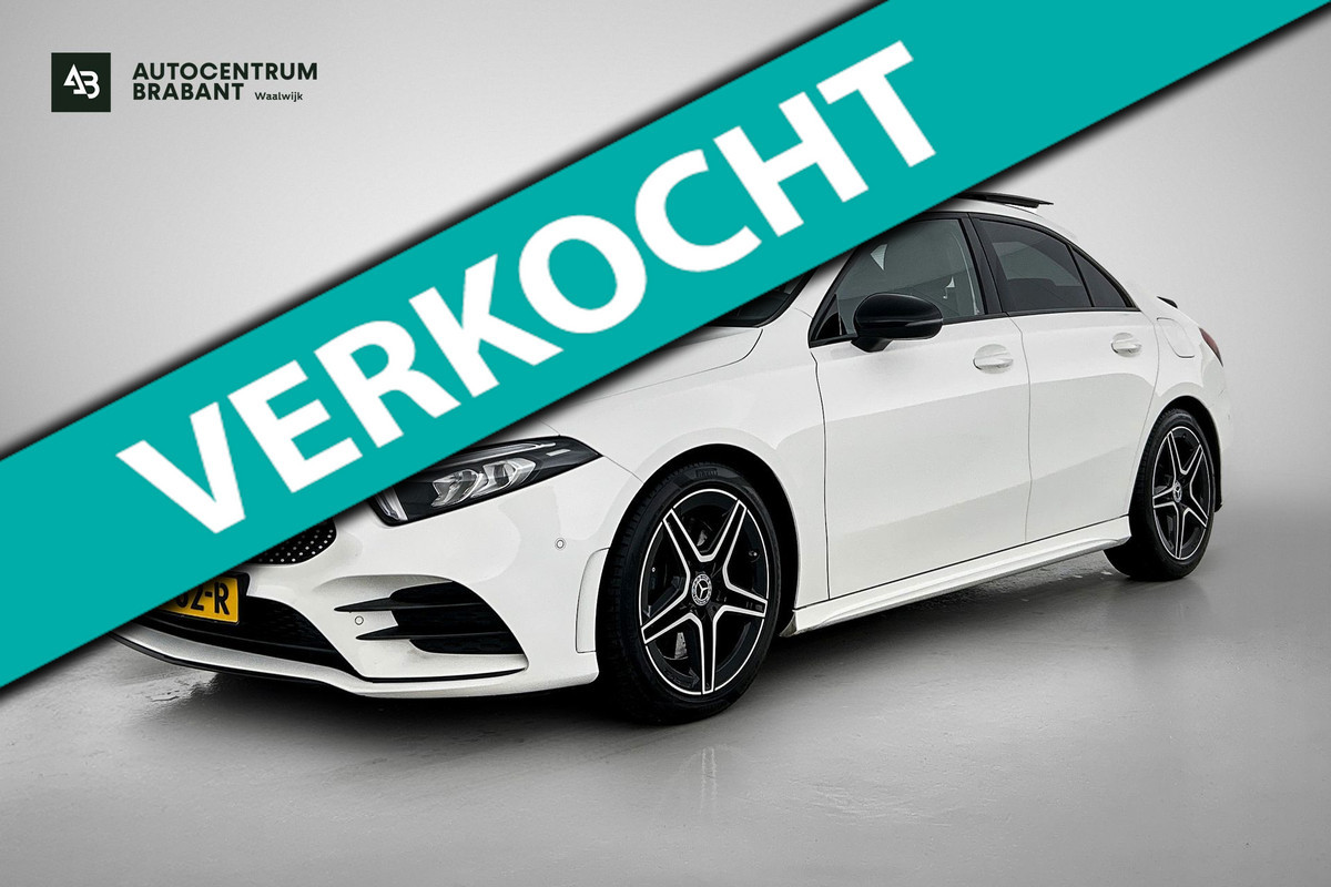 Mercedes-Benz A-Klasse 250 Premium Plus AMG-Line (Dealer OnderH, Panorama, Sfeerverlichting, Camera, StoelV, PDC V+A, Etc)