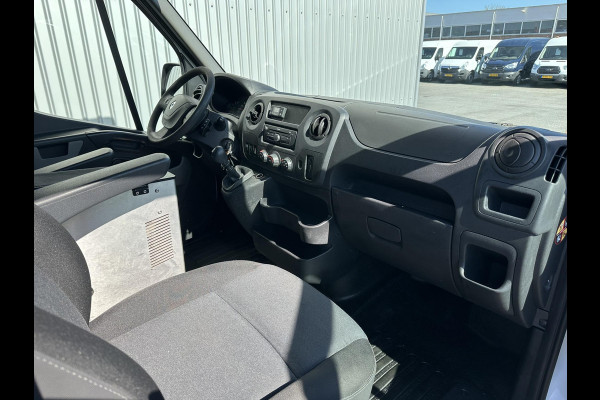 Renault Master T35 2.3 dCi L2H2*A/C*NAVI*HAAK*CRUISE*TEL*IMPERIAA