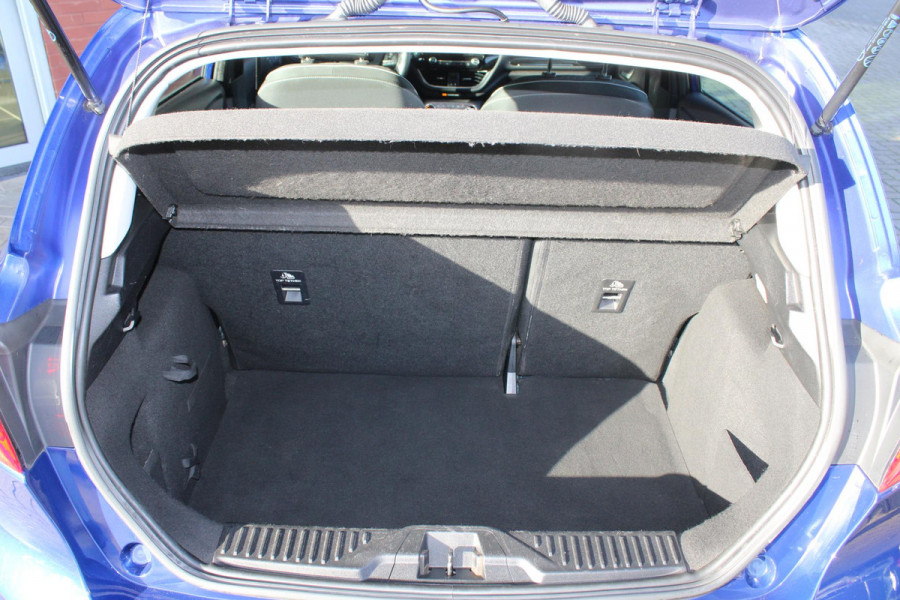 Ford Fiesta 1.0 EcoBoost 100 PK Titanium | Inclusief nieuwe distributie i.c.m. afleverpakket | Navi | Cruise | Climate control