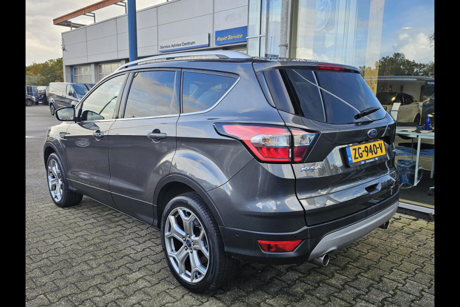 Ford Kuga 1.5 EcoBoost Titanium 150 pk | Nieuwstaat | Navigatie | PDC voor + achter | Keyless entry | Elektrisch bedienbare achterklep | Winterpack | Bi-xenon etc. Ford Kuga 1.5 EcoBoost Titanium 150 pk | Nieuwstaat | Navigatie | PDC voor + achter | Keyless entry | Elektrisch bedienbare achterklep | Winterpack | Bi-xenon etc.