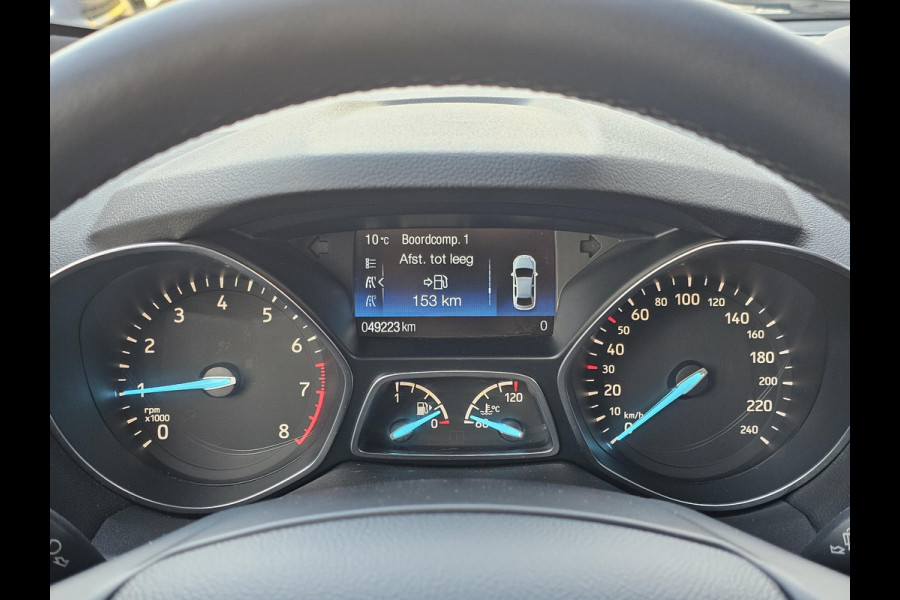 Ford Kuga 1.5 EcoBoost Titanium 150 pk | Nieuwstaat | Navigatie | PDC voor + achter | Keyless entry | Elektrisch bedienbare achterklep | Winterpack | Bi-xenon etc. Ford Kuga 1.5 EcoBoost Titanium 150 pk | Nieuwstaat | Navigatie | PDC voor + achter | Keyless entry | Elektrisch bedienbare achterklep | Winterpack | Bi-xenon etc.