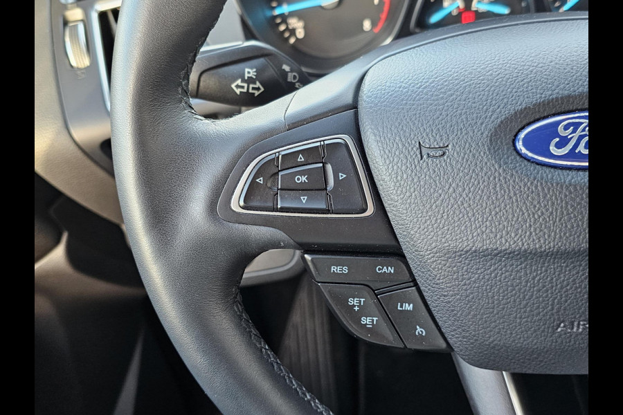 Ford Kuga 1.5 EcoBoost Titanium 150 pk | Nieuwstaat | Navigatie | PDC voor + achter | Keyless entry | Elektrisch bedienbare achterklep | Winterpack | Bi-xenon etc. Ford Kuga 1.5 EcoBoost Titanium 150 pk | Nieuwstaat | Navigatie | PDC voor + achter | Keyless entry | Elektrisch bedienbare achterklep | Winterpack | Bi-xenon etc.