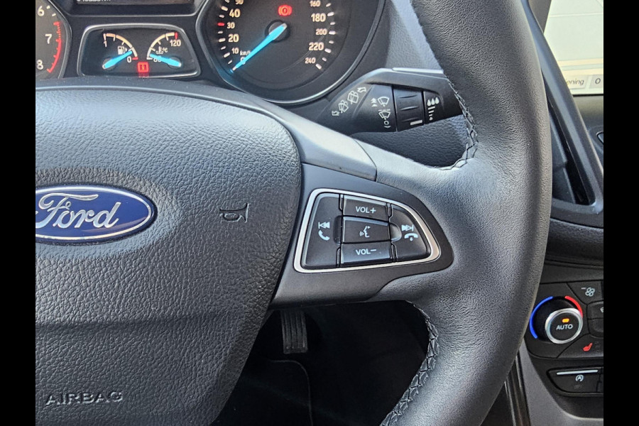 Ford Kuga 1.5 EcoBoost Titanium 150 pk | Nieuwstaat | Navigatie | PDC voor + achter | Keyless entry | Elektrisch bedienbare achterklep | Winterpack | Bi-xenon etc. Ford Kuga 1.5 EcoBoost Titanium 150 pk | Nieuwstaat | Navigatie | PDC voor + achter | Keyless entry | Elektrisch bedienbare achterklep | Winterpack | Bi-xenon etc.
