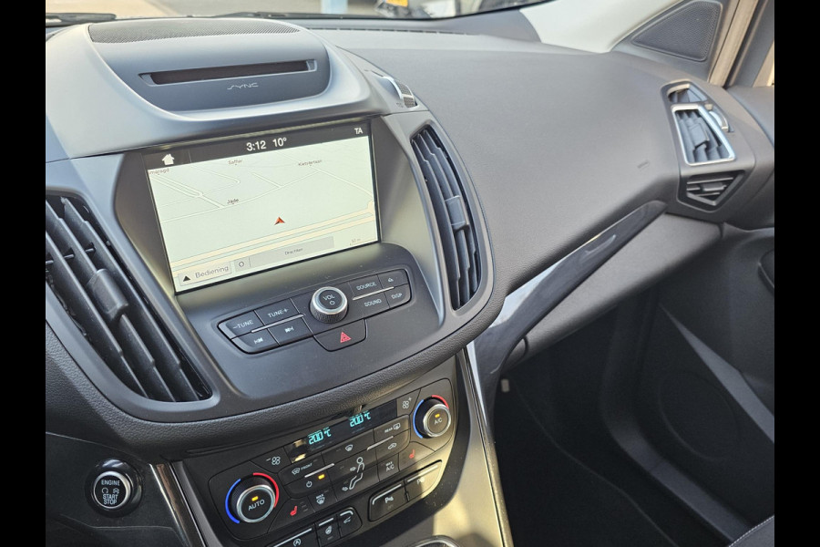 Ford Kuga 1.5 EcoBoost Titanium 150 pk | Nieuwstaat | Navigatie | PDC voor + achter | Keyless entry | Elektrisch bedienbare achterklep | Winterpack | Bi-xenon etc. Ford Kuga 1.5 EcoBoost Titanium 150 pk | Nieuwstaat | Navigatie | PDC voor + achter | Keyless entry | Elektrisch bedienbare achterklep | Winterpack | Bi-xenon etc.