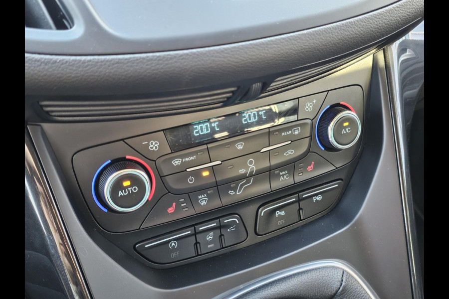 Ford Kuga 1.5 EcoBoost Titanium 150 pk | Nieuwstaat | Navigatie | PDC voor + achter | Keyless entry | Elektrisch bedienbare achterklep | Winterpack | Bi-xenon etc. Ford Kuga 1.5 EcoBoost Titanium 150 pk | Nieuwstaat | Navigatie | PDC voor + achter | Keyless entry | Elektrisch bedienbare achterklep | Winterpack | Bi-xenon etc.