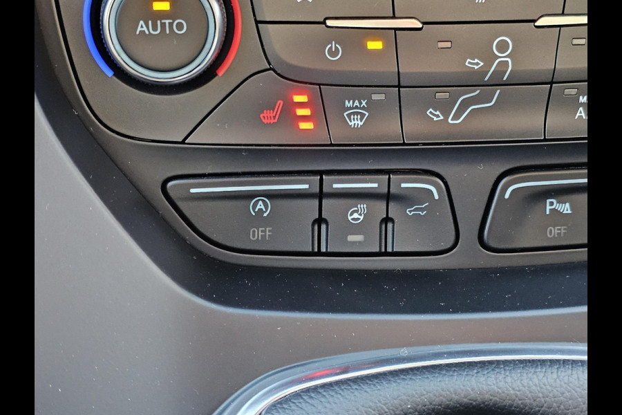Ford Kuga 1.5 EcoBoost Titanium 150 pk | Nieuwstaat | Navigatie | PDC voor + achter | Keyless entry | Elektrisch bedienbare achterklep | Winterpack | Bi-xenon etc. Ford Kuga 1.5 EcoBoost Titanium 150 pk | Nieuwstaat | Navigatie | PDC voor + achter | Keyless entry | Elektrisch bedienbare achterklep | Winterpack | Bi-xenon etc.