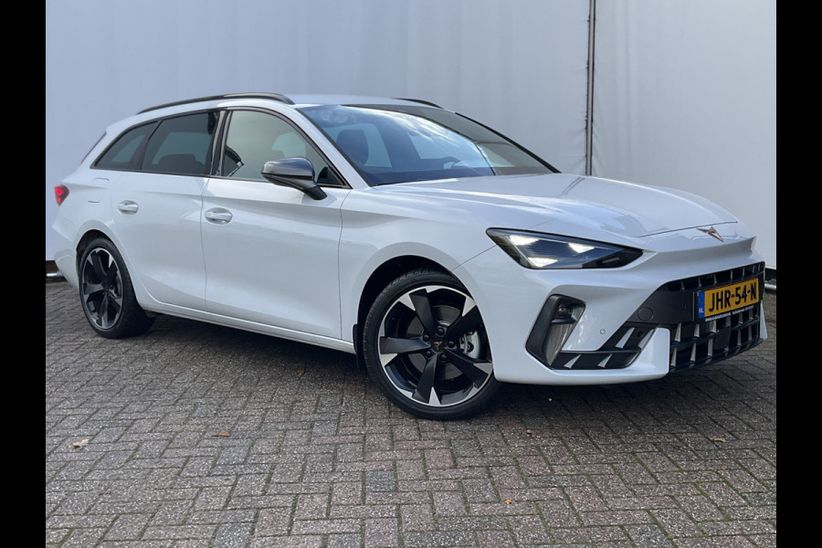 CUPRA Leon Sportstourer 1.5 TSI PHEV e-Hybrid Business Elek.Trekhaak Adap.Cruise Carplay Camera Sfeerverl 2025 3136KM!