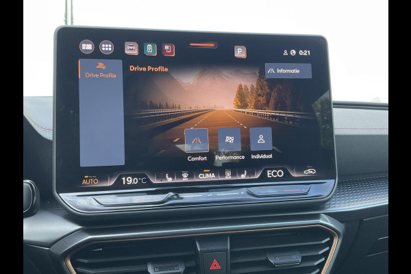 CUPRA Leon Sportstourer 1.5 TSI PHEV e-Hybrid Business Elek.Trekhaak Adap.Cruise Carplay Camera Sfeerverl 2025 3136KM!