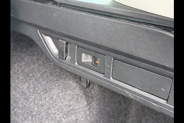 Škoda Octavia Combi 1.5TSI 150PK Panoramadak Trekhaak Adap.Cruise Navi Ecc Apple Carplay Android Auto First Edition Elek.Achterklep Virtual Cockpit Pdc Keyless Wifi 1e Eigenaar Origineel Nederlandse Auto Škoda Octavia Combi 1.5TSI 150PK Panoramadak Trekhaak Adap.Cruise Navi Ecc Apple Carplay Android Auto First Edition Elek.Achterklep Virtual Cockpit Pdc Keyless Wifi 1e Eigenaar Origineel Nederlandse Auto