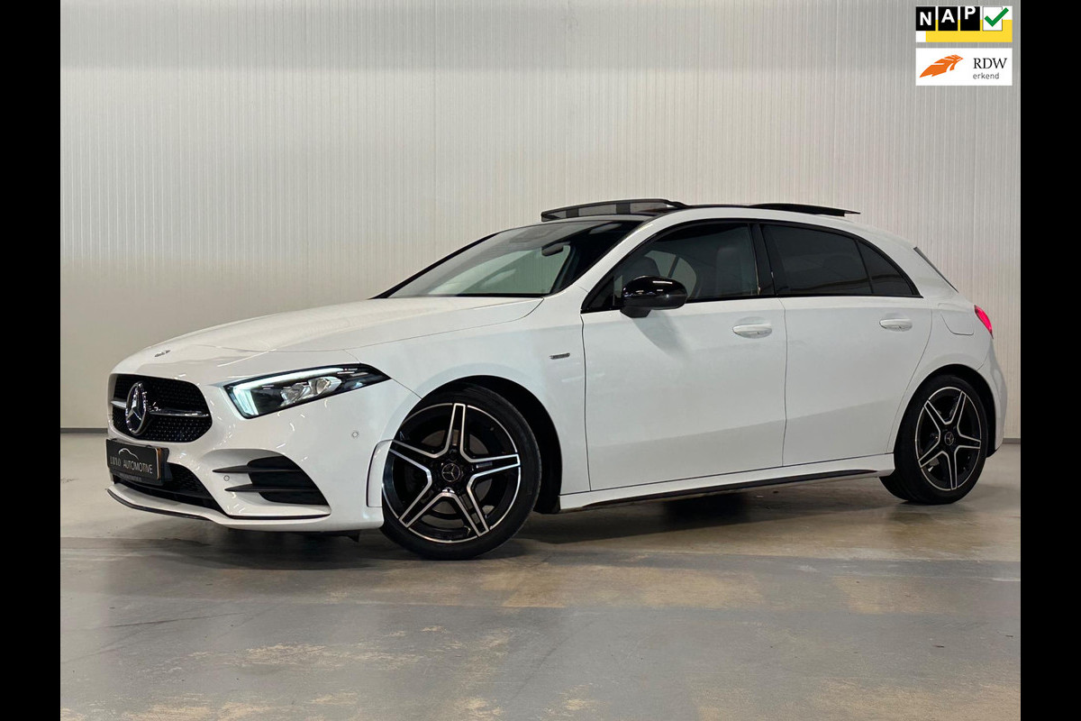 Mercedes-Benz A-Klasse 200 Premium Plus | PANO | AMG/NIGHT | AMBIANCE | CAMERA Mercedes-Benz A-Klasse 200 Premium Plus | PANO | AMG/NIGHT | AMBIANCE | CAMERA