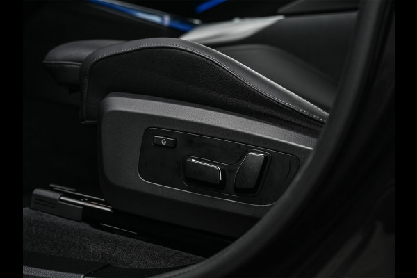BMW X3 30e xDrive | M-SPORT | COMFORT ACCESS | ACTIVE CRUISE | LEDER | STOELVERWARMING | STUURWIEL VERWARMING | MEMORY SEATS | AMBIANCE