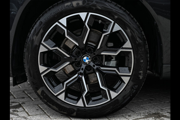 BMW X3 30e xDrive | M-SPORT | COMFORT ACCESS | ACTIVE CRUISE | LEDER | STOELVERWARMING | STUURWIEL VERWARMING | MEMORY SEATS | AMBIANCE