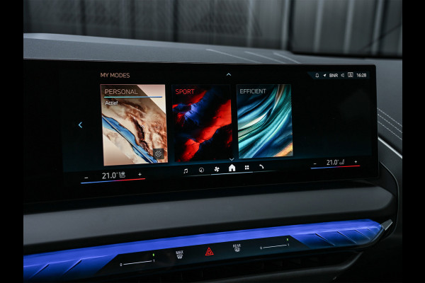 BMW X3 30e xDrive | M-SPORT | COMFORT ACCESS | ACTIVE CRUISE | LEDER | STOELVERWARMING | STUURWIEL VERWARMING | MEMORY SEATS | AMBIANCE