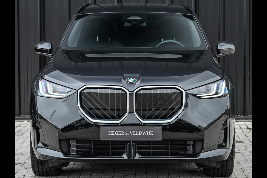BMW X3 30e xDrive | M-SPORT | COMFORT ACCESS | ACTIVE CRUISE | LEDER | STOELVERWARMING | STUURWIEL VERWARMING | MEMORY SEATS | AMBIANCE