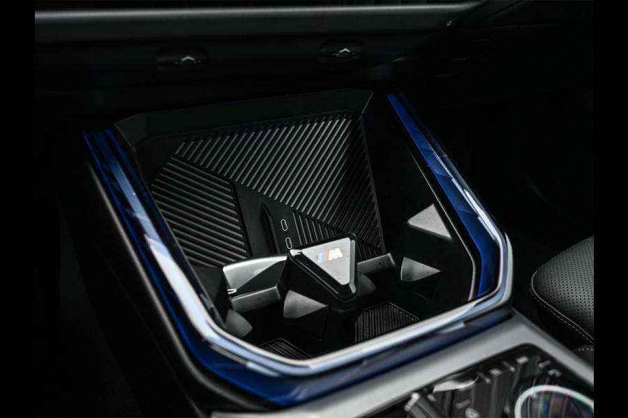 BMW X3 30e xDrive | M-SPORT | COMFORT ACCESS | ACTIVE CRUISE | LEDER | STOELVERWARMING | STUURWIEL VERWARMING | MEMORY SEATS | AMBIANCE