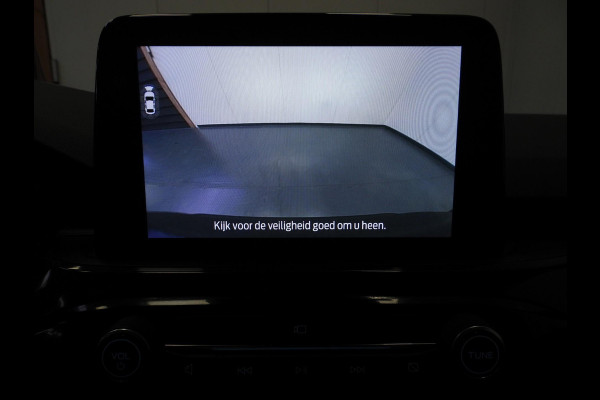 Ford Kuga 2.5 PHEV Plug-In ST-Line X TREKHAAK/NAVI/CAMERA/B&O/HEAD-UP/19"LMV! Ford Kuga 2.5 PHEV Plug-In ST-Line X TREKHAAK/NAVI/CAMERA/B&O/HEAD-UP/19"LMV!