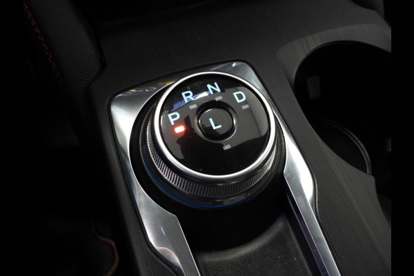Ford Kuga 2.5 PHEV Plug-In ST-Line X TREKHAAK/NAVI/CAMERA/B&O/HEAD-UP/19"LMV! Ford Kuga 2.5 PHEV Plug-In ST-Line X TREKHAAK/NAVI/CAMERA/B&O/HEAD-UP/19"LMV!