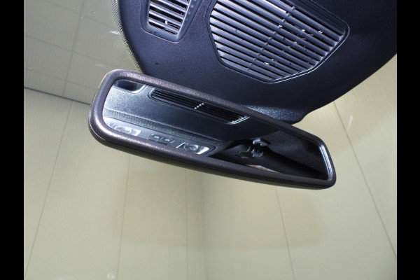Ford Kuga 2.5 PHEV Plug-In ST-Line X TREKHAAK/NAVI/CAMERA/B&O/HEAD-UP/19"LMV! Ford Kuga 2.5 PHEV Plug-In ST-Line X TREKHAAK/NAVI/CAMERA/B&O/HEAD-UP/19"LMV!