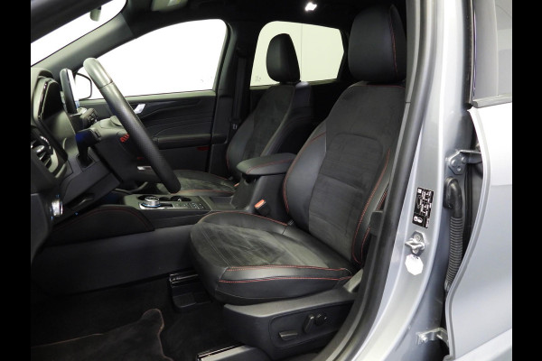 Ford Kuga 2.5 PHEV Plug-In ST-Line X TREKHAAK/NAVI/CAMERA/B&O/HEAD-UP/19"LMV! Ford Kuga 2.5 PHEV Plug-In ST-Line X TREKHAAK/NAVI/CAMERA/B&O/HEAD-UP/19"LMV!