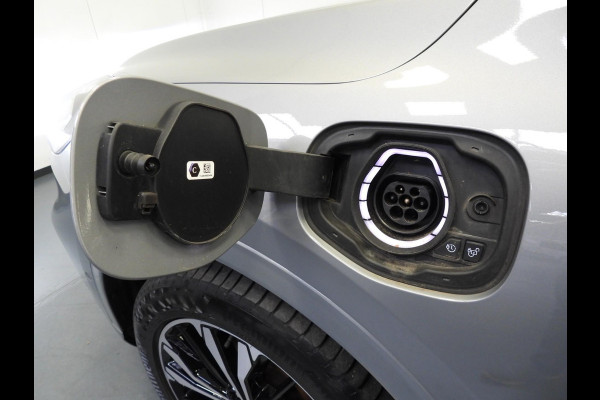 Ford Kuga 2.5 PHEV Plug-In ST-Line X TREKHAAK/NAVI/CAMERA/B&O/HEAD-UP/19"LMV! Ford Kuga 2.5 PHEV Plug-In ST-Line X TREKHAAK/NAVI/CAMERA/B&O/HEAD-UP/19"LMV!