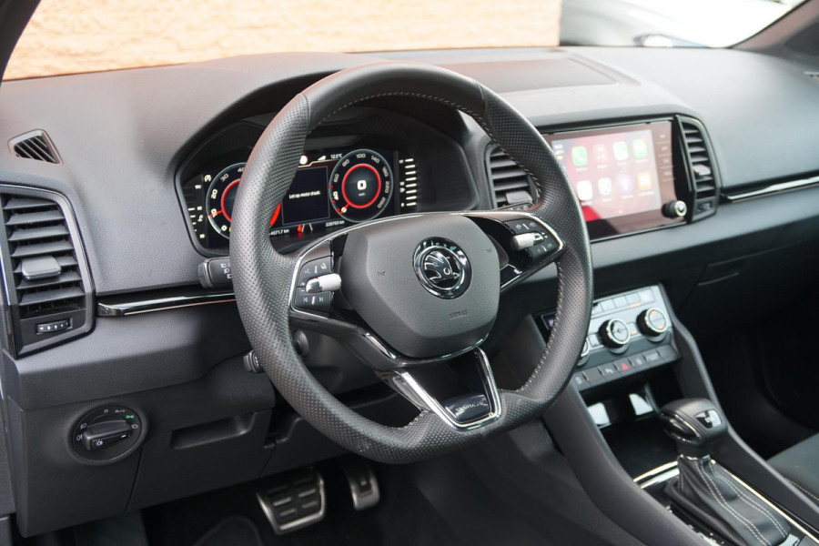 Škoda Karoq 1.5 TSI ACT Sportline Business *EERSTE EIGENAAR* + KEYLESS / CAMERA / CANTON AUDIO / TREKHAAK