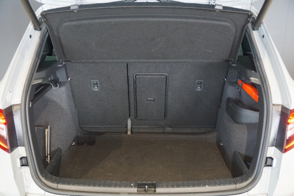 Škoda Karoq 1.5 TSI ACT Sportline Business *EERSTE EIGENAAR* + KEYLESS / CAMERA / CANTON AUDIO / TREKHAAK